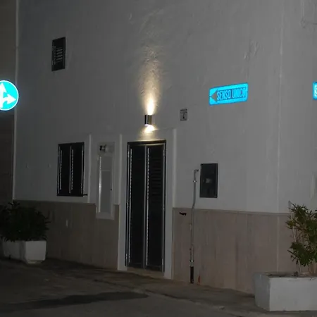 펜션 Angolo Vista Mare *