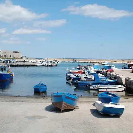 펜션 Angolo Vista Mare *